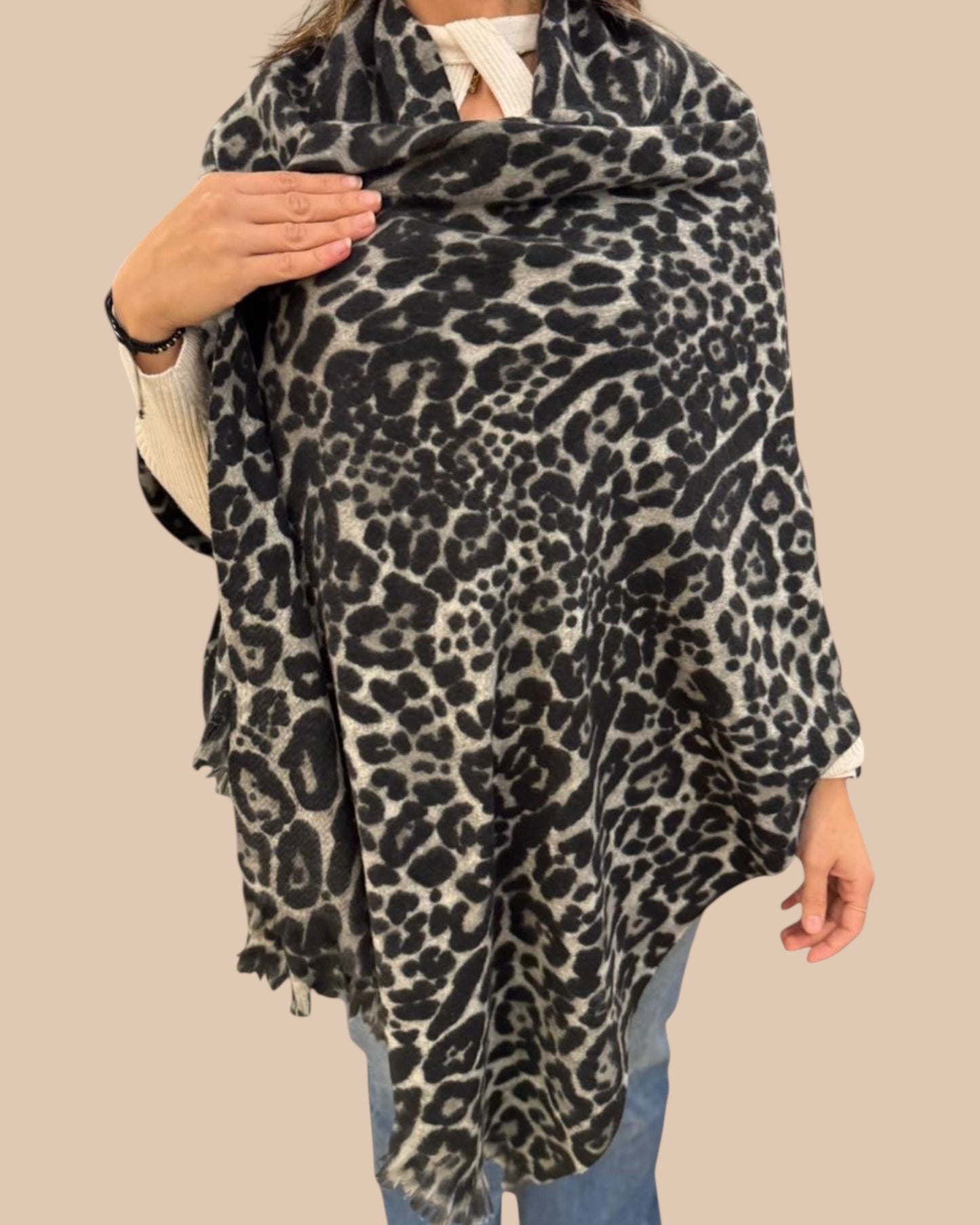 Tiger Print Cozy Shawl-شلان تيجر
