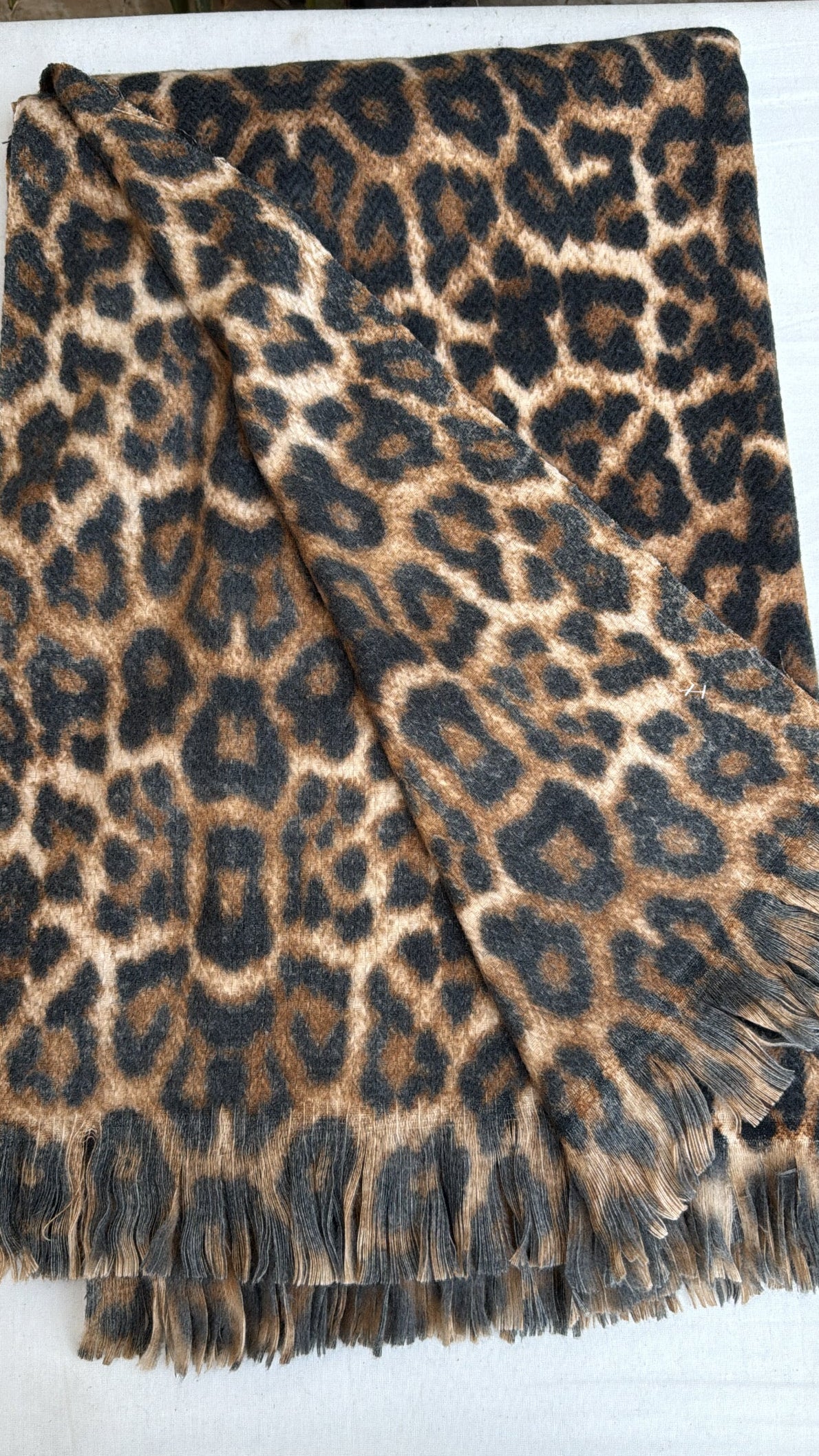 Tiger Print Cozy Shawl-شلان تيجر