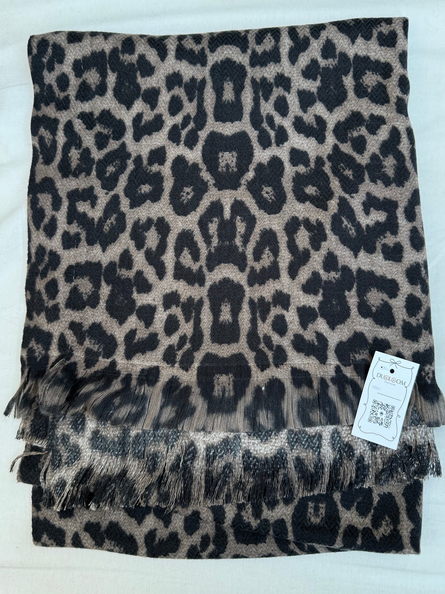 Tiger Print Cozy Shawl-شلان تيجر