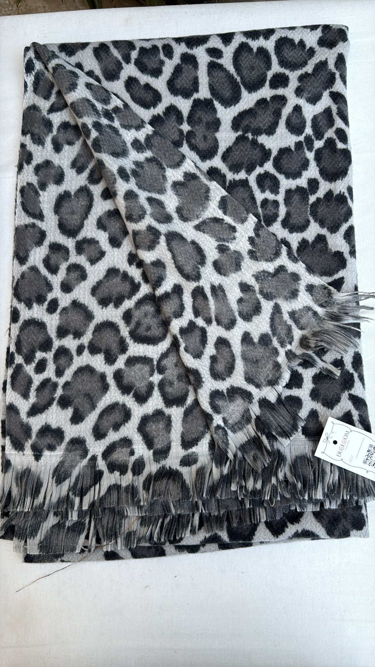 Tiger Print Cozy Shawl-شلان تيجر