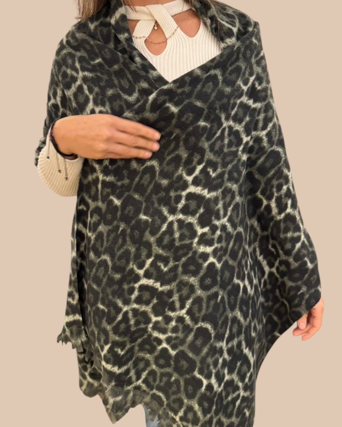 Tiger Print Cozy Shawl-شلان تيجر